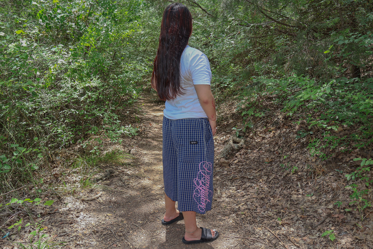 BLUE 3/4 PLAID SHORTS